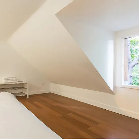 Апартаменты Lovely House For 4 Near Eiffel Tower Dulac *