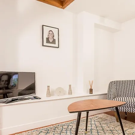 Lovely House For 4 Near Eiffel Tower Dulac Париж